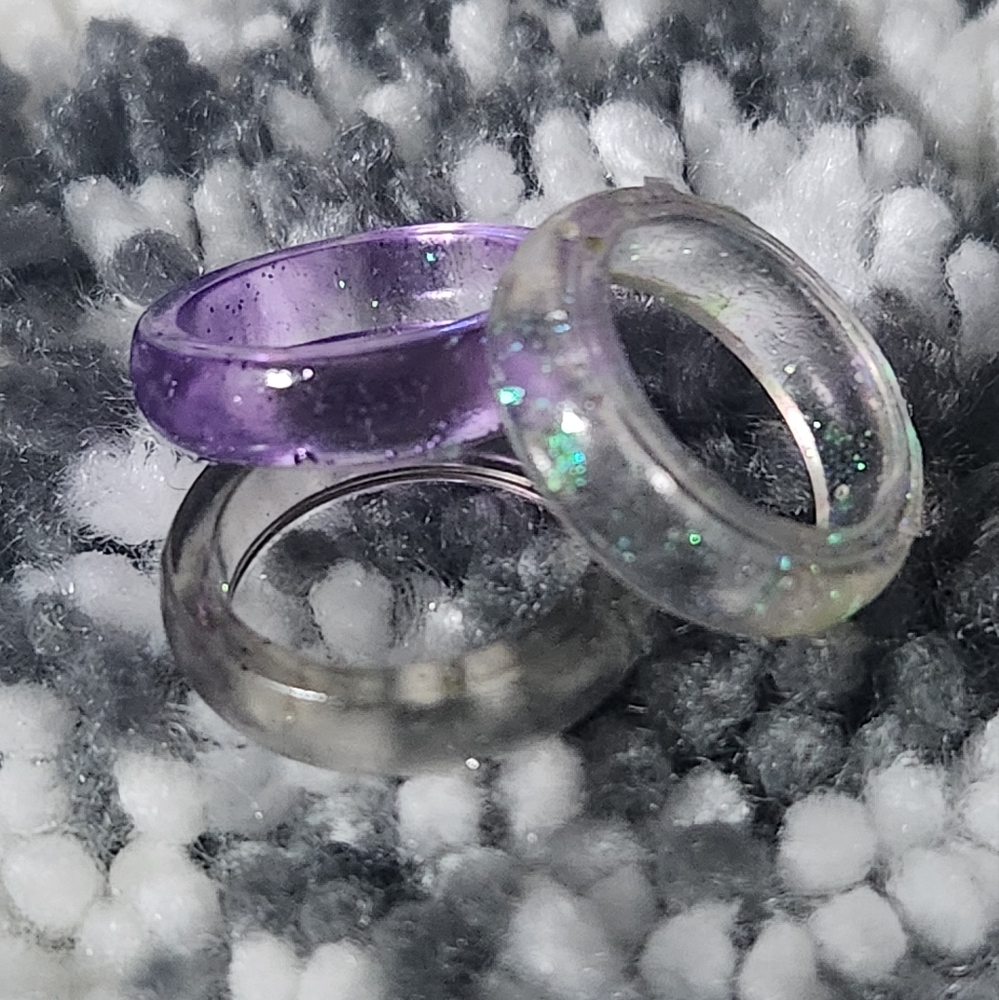 Resin Glitter Rings (Size 8)